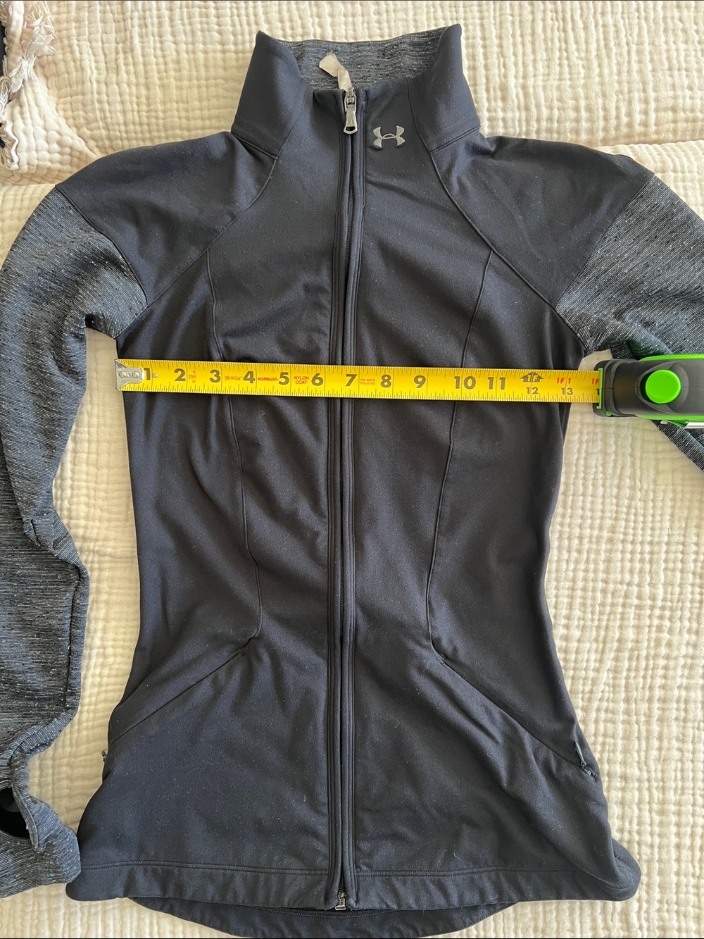 Under Armour Jacket with Charcoal Sleeves - Picture 7 of 14